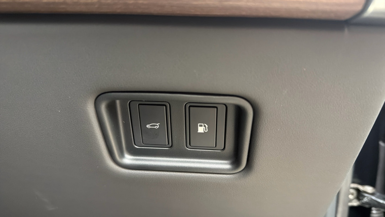 Land Rover Range Rover 3.0 P460e SE 4dr Auto Estate